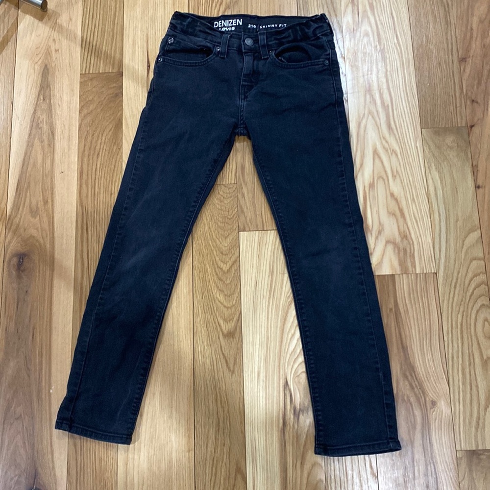 Levi washed black color jeans